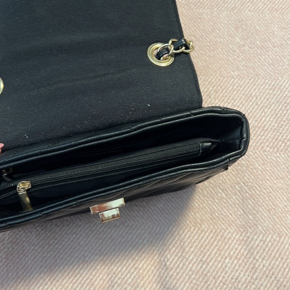 Aldo, black hand bag, long chain - Picture 7 of 10